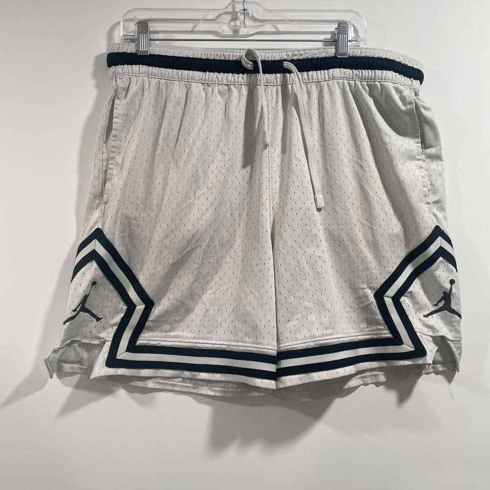 Jordan Mens Dri-FIT Sport Diamond Mesh Basketball Shorts White Black DH9075 XL